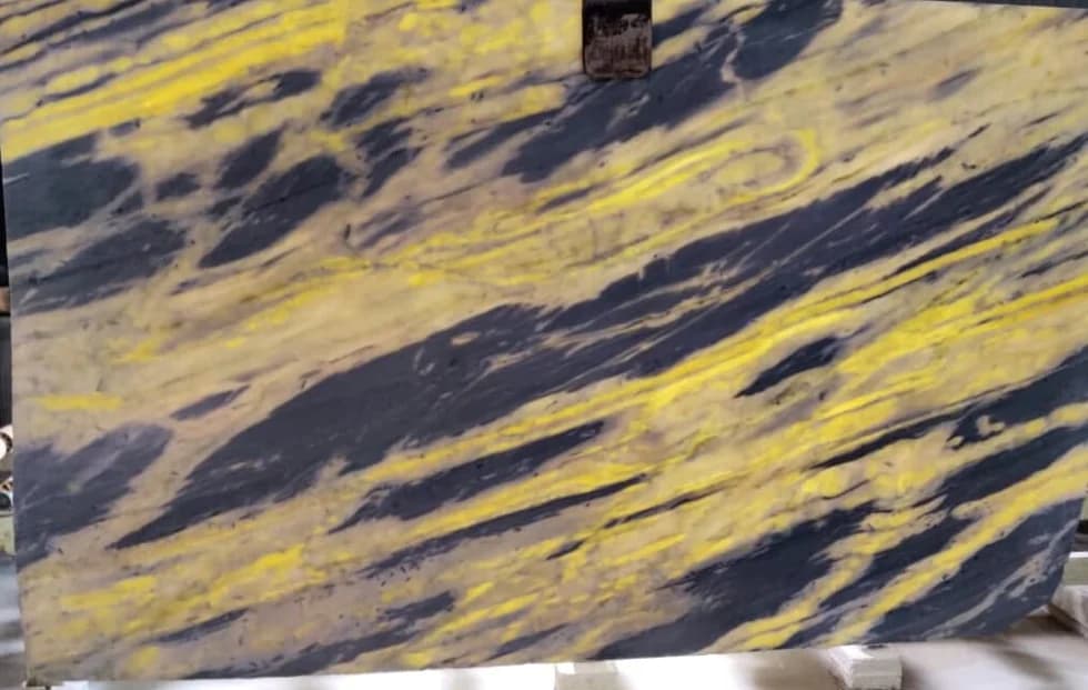 Forest Green Onyx — indický mramor